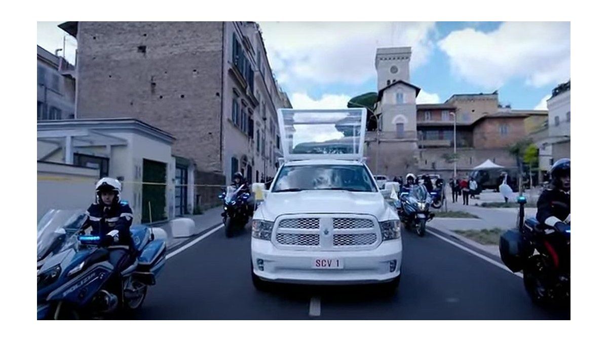 How will the historical funeral courtship of Pope Francis that will travel six kilometers through Rome
