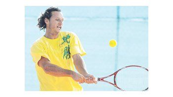 David Nalbandian en acción. El unquillense dijo que la diferencia que encuentra con la final que jugaron en 2008 es que está más viejo.