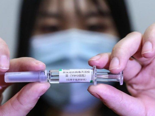 En China se aprobaron cuatro vacunas contra el Covid-19 para su uso masivo.