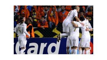 Real Madrid festejó en Chipre y puso un pie en las semifinales de la Champions League.