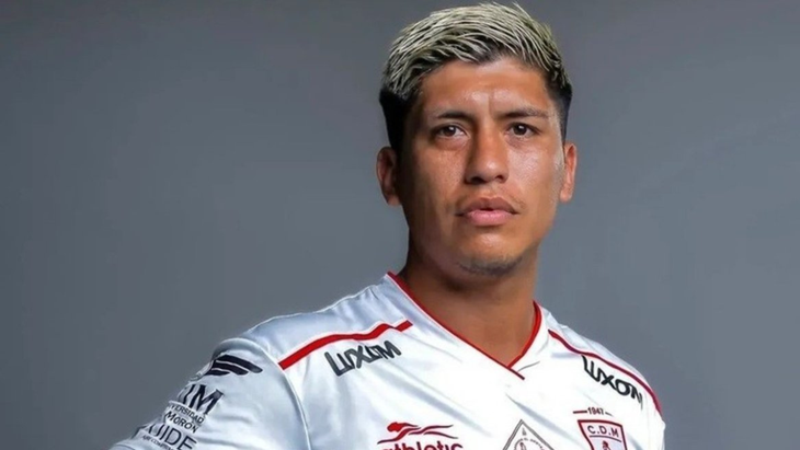 The last club of Nahuel Zárate before the end of his career in football was Deportivo Morón.