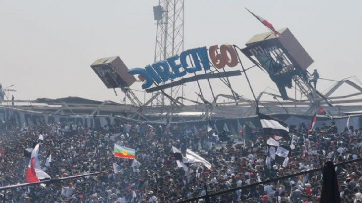 Colapsó una tribuna del estadio de Colo-Colo: hay heridos