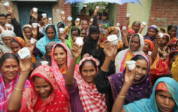 Los microcréditos, una herramienta que sacó de la pobreza a 25 millones de personas en Bangladesh