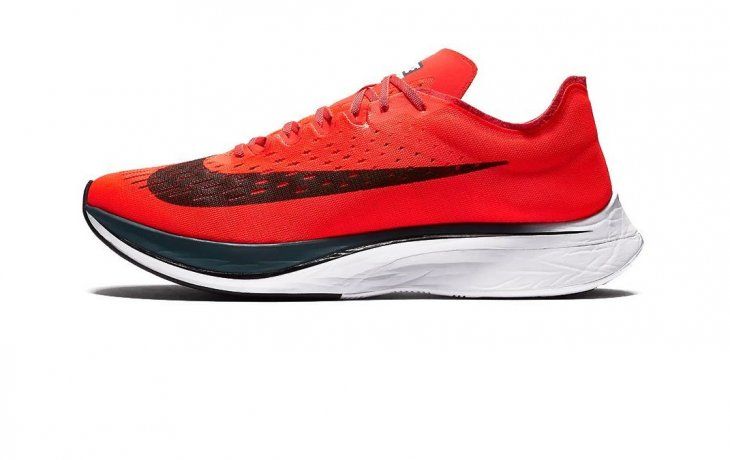 Las “Vaporfly” combinan una placa de carbono y espuma comprimida ultra elástica