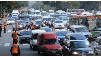 Desde el 1 de abril próximo, las restricciones para circular por el microcentro porteño se extenderán varias cuadras para cubrir también el macrocentro