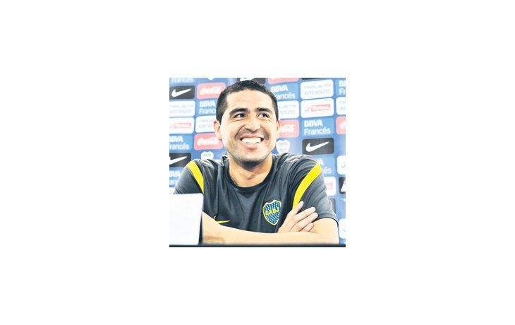 Juan Román Riquelme rompió el silencio y salió a hablar de su lesión, de los refuerzos y de su futura renovación de contrato.