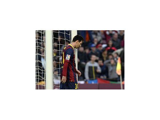 El rendimiento de Messi preocupa en España.