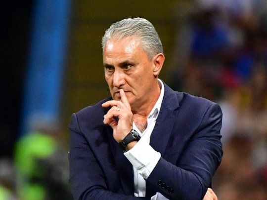 Tite busca la sexta Copa del Mundo para Brasil.