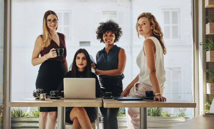 La presencia femenina sigue siendo limitada, luego de que el 55% de las empresas relevadas mostrara una baja o nula participación. La presencia femenina sigue siendo limitada, luego de que el 55% de las empresas relevadas mostrara una baja o nula participación.