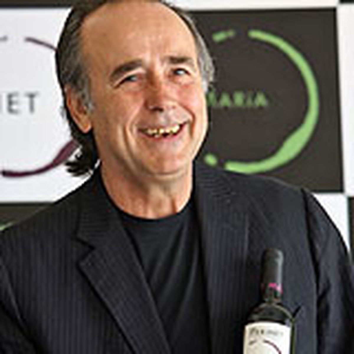 Joan Manuel Serrat Presento En Chile Su Exclusiva Linea De Vinos