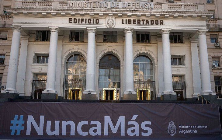 Así lució el Ministerio de Defensa en el Día de la Memoria, por la Verdad y la Justicia