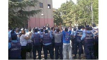 Las protestas policiales que mantuvieron en vilo al país comenzaron en Córdoba, donde los efectivos lograron un salario promedio de $ 13.000.