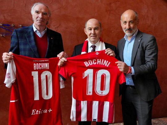 bochini homenaje bilbao.jpg