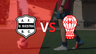 Dep. Riestra y Huracán terminaron sin goles