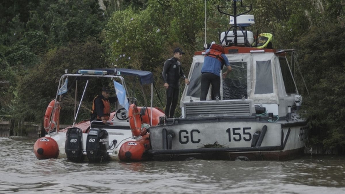 Murió Exesposa De Storani Y Buscan A Su Hijo Tras Chocar Dos Lanchas