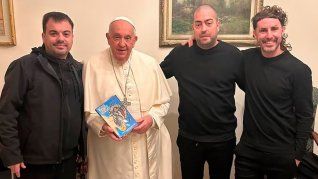 el papa francisco recibio a pato fontanet en el vaticano a 20 anos de cromanon