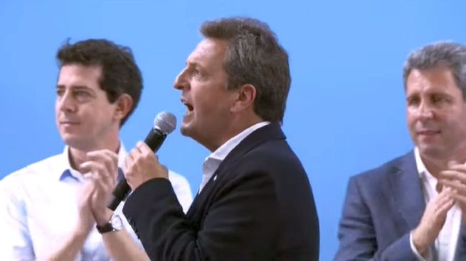 poSergio Massa, Edaurdo Wado De Pedro y Sergio Uñac en San Juan.