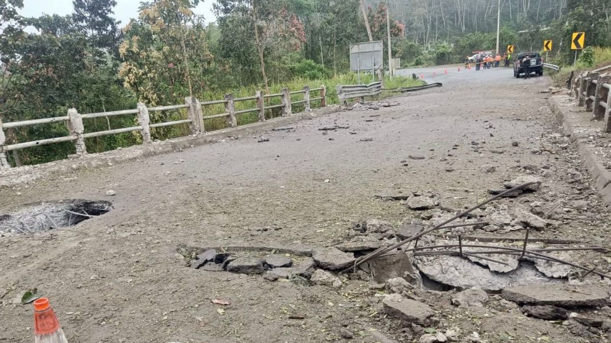 New attacks with explosives in Ecuador damage two bridges and aggravate the violence crisis in the country