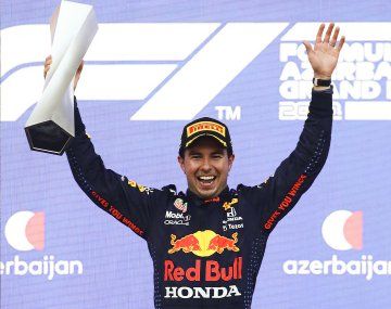 Sergio Pérez se subió por primera vez a lo más alto del podio en la Fórmula 1.
