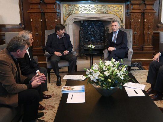 Macri recibió en su despacho a los miembros de la Mesa de Enlace del campo.