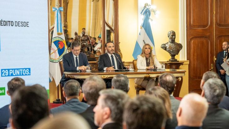 Juan Pablo Valdés encabezó la presentación del plan integral de asistencia financiera. Juan Pablo Valdés encabezó la presentación del plan integral de asistencia financiera.