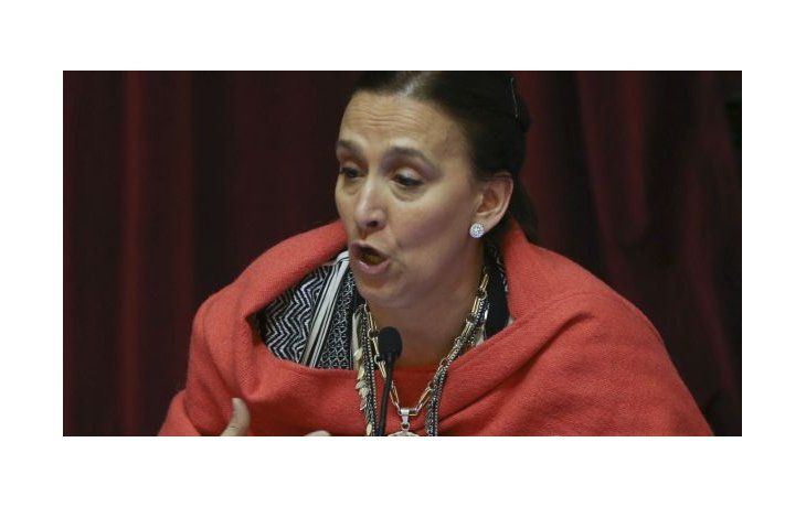 “Quería a toda costa la verdad, para saber si fue alguien de la custodia”, señaló en declaraciones radiales, y contó que “el posible autor es uno de los custodios que estaba muy cerca mío, una persona de muchísima confianza”.
