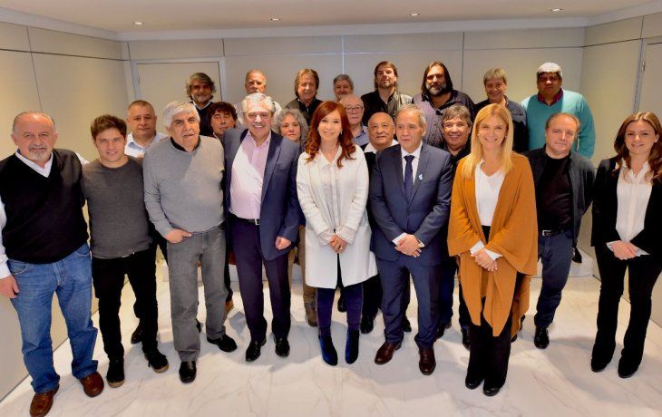 cristina y alberto, junto a moyano y baradel, para reafirmar apoyo sindical