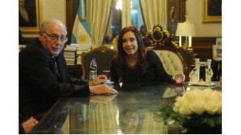 Cristina de Kirchner junto a monseñor José María Arancedo.