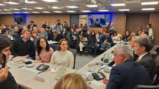 Rectores y representantes académicos se reunieron con diputados para presentar proyecto de financiamiento universitario.
