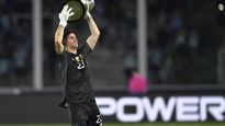 Emiliano Martínez quiere volver a levantar una copa con la selección argentina.