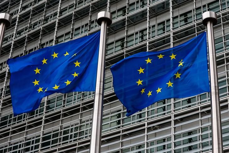 La Unión Europea estableció su Código de Buenas Prácticas para la inteligencia artificial.