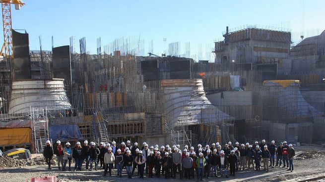 Eling Energía también tiene a su cargo el desarrollo de las Represas Jorge Cepernic y Néstor Kirchner, en las provincias de Santa Cruz.