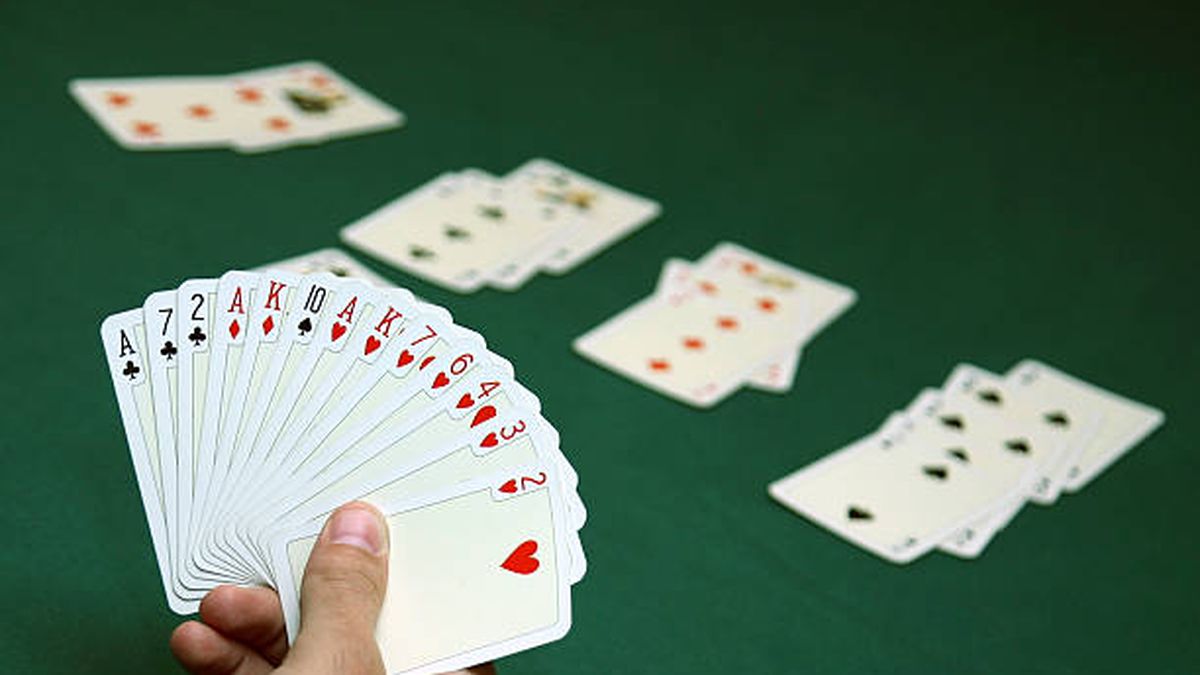 Cos’è Bridge, il gioco di carte a cui Mauricio Macri ha chiesto il permesso di giocare in Italia