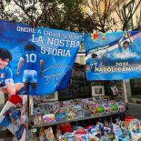 Tres sitios para recordar a Diego Armando Maradona. Tres sitios para recordar a Diego Armando Maradona.