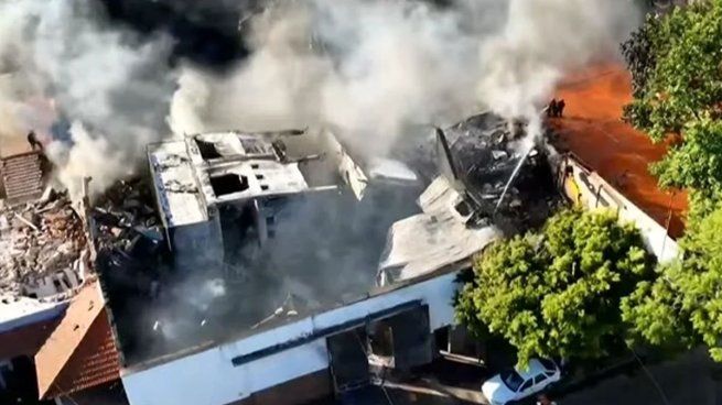 En el lugar trabajó personal del Municipio de Lomas de Zamora en un comité operativo junto a los bomberos y Defensa Civil.