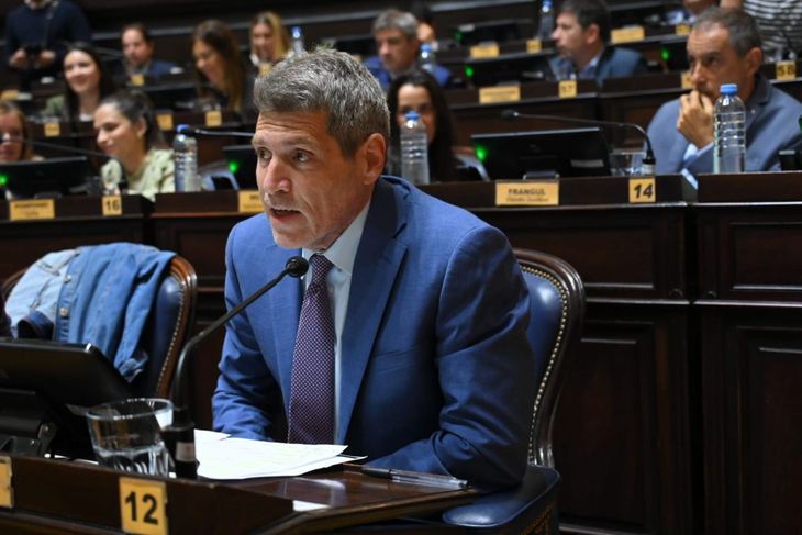 Guillermo Castello, presidente del bloque La Libertad Avanza (LLA) en la Legislatura bonaerense. Guillermo Castello, presidente del bloque La Libertad Avanza (LLA) en la Legislatura bonaerense.
