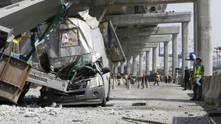 El accidente ocurrió en una obra vial cercana a Bangkok y se produjo a menos de 24 horas de otra tragedia similar.