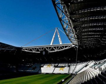 La Serie A volverá a tener público en el reinicio de la temporada.