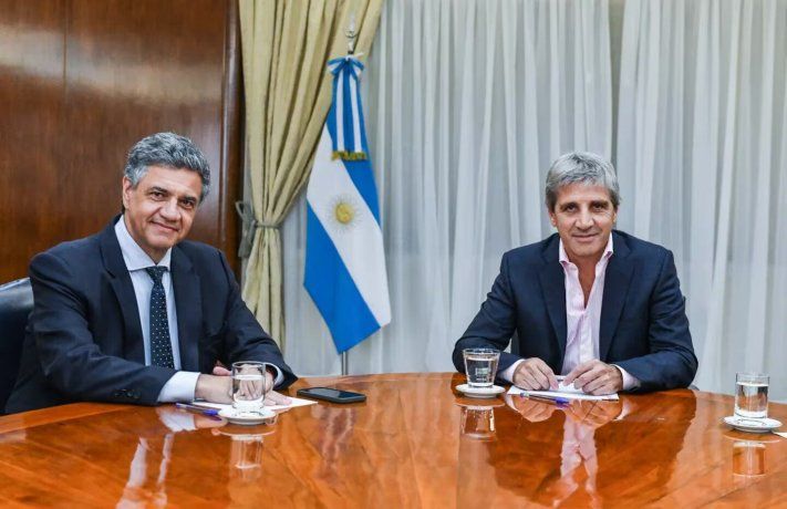 Jorge Macri y Luis Caputo volverán a reunirse este miércoles.