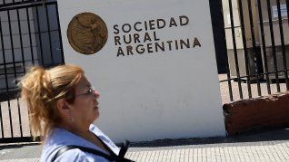 El sistema de registros genealógicos se utiliza para la certificación y trazabilidad de animales. El sistema de registros genealógicos se utiliza para la certificación y trazabilidad de animales.