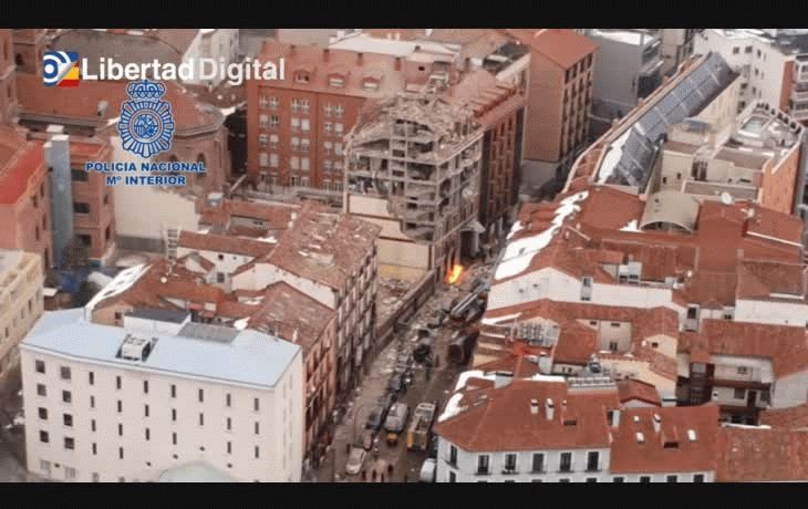 Desde el aire: la destrucción del edificio de Madrid tras la brutal explosión