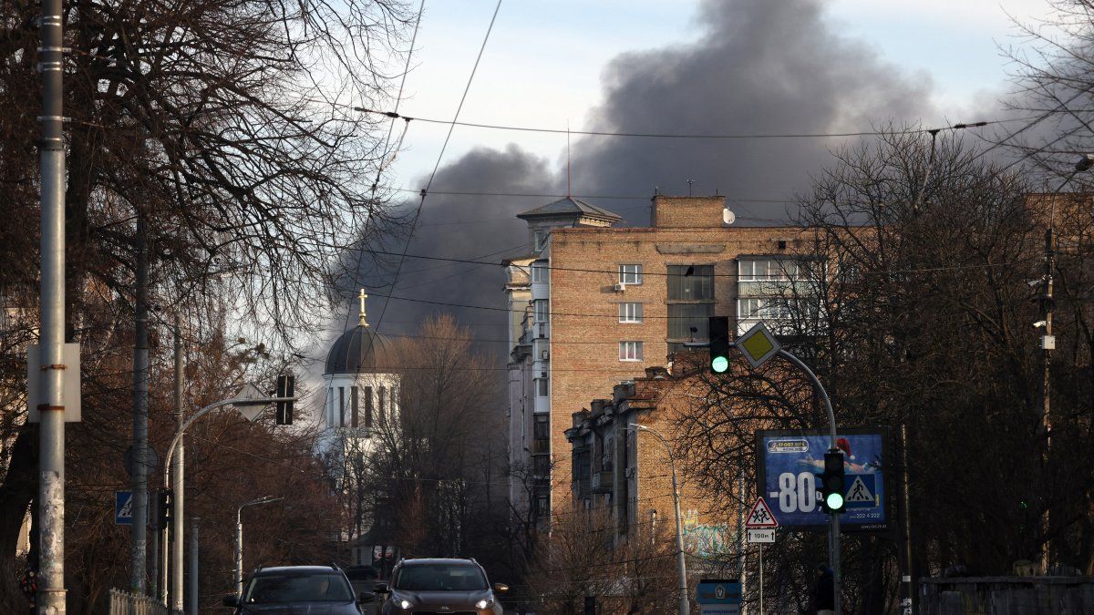at least 16 dead after a wave of Russian attacks with missiles and drones at least 16 dead after a wave of Russian attacks with missiles and drones