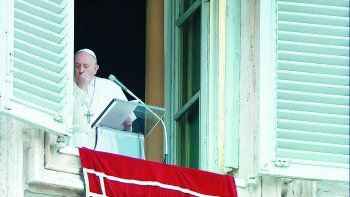 Vaticano: vocero aclaró que el Papa está resfriado
