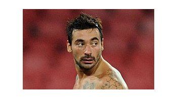 La Camorra estaría atras del robo a la novia de Lavezzi.