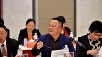 Quién es Ma Jianrong y cómo hizo para pasar de obrero de fabrica a multimillonario en el mundo de la moda