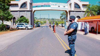 reacción. Corrientes restringió la circulación en tres ciudades muy castigadas por los contagios.