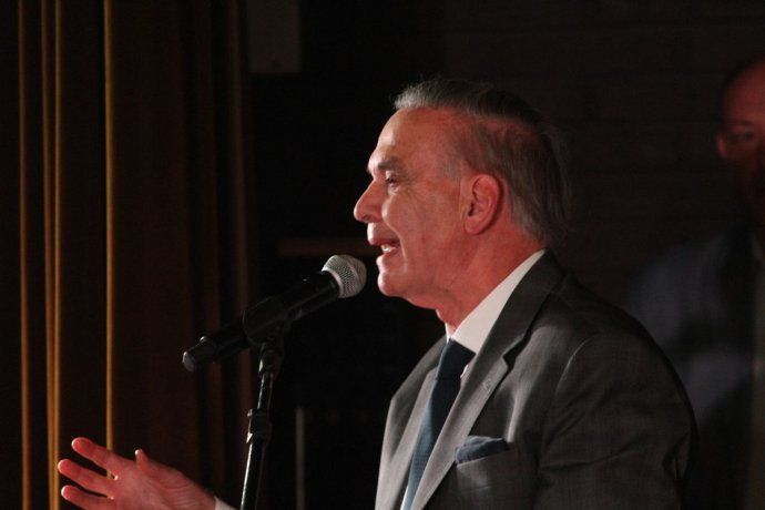 Miguel Ángel Pichetto le pidió "bajar un cambio" a Javier Milei frente a sus actitudes "confrontativas". Miguel Ángel Pichetto le pidió "bajar un cambio" a Javier Milei frente a sus actitudes "confrontativas". 