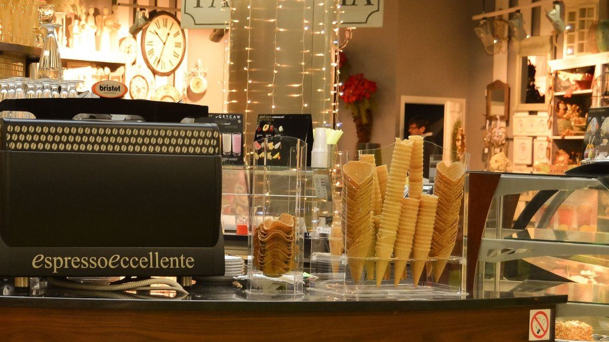 Authentic culinary getaway hours from CABA: destinations combine architectural postcards with artisanal flavors