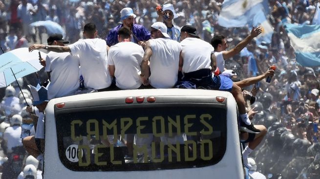 festejos seleccion 20 de diciembre (1).jpg