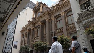 Mirá a cuánto operaron el dólar ahorro, el dólar tarjeta y el dólar turista en Argentina.